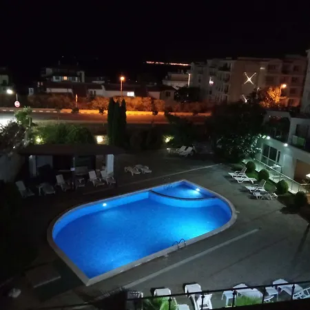 Cosy With Pool And Sea View In Ivet By Menada